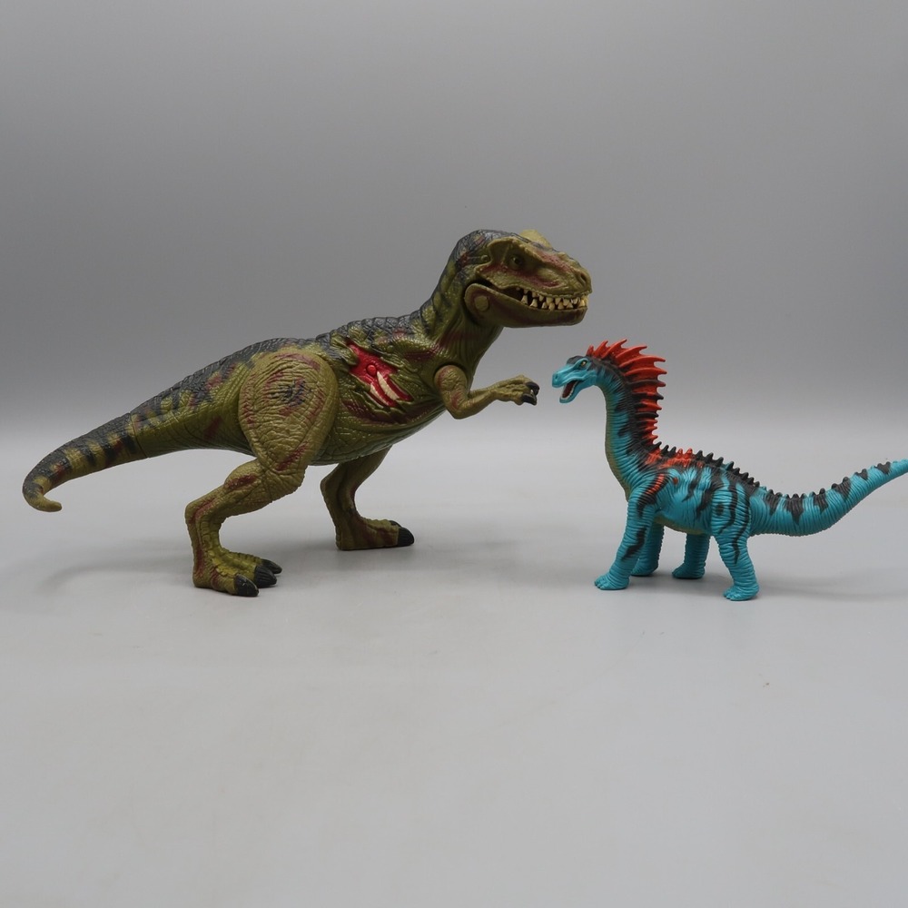 Jurassic Park Vintage 2000 Battle Scar Electronic Sounds T-Rex & Chap Dinosaur